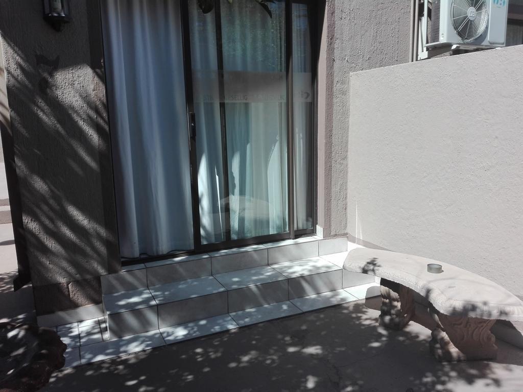 Gemutlich Guesthouse Upington Ngoại thất bức ảnh