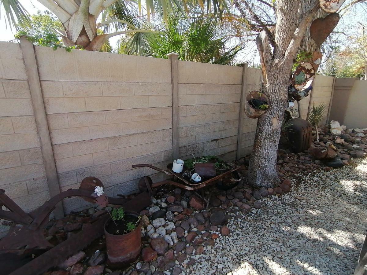 Gemutlich Guesthouse Upington Ngoại thất bức ảnh